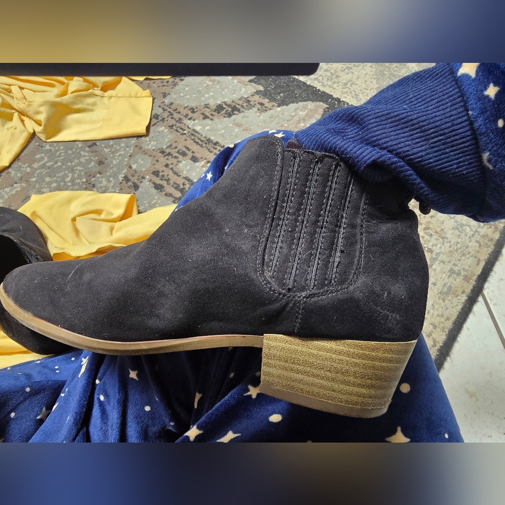 Ankle booties